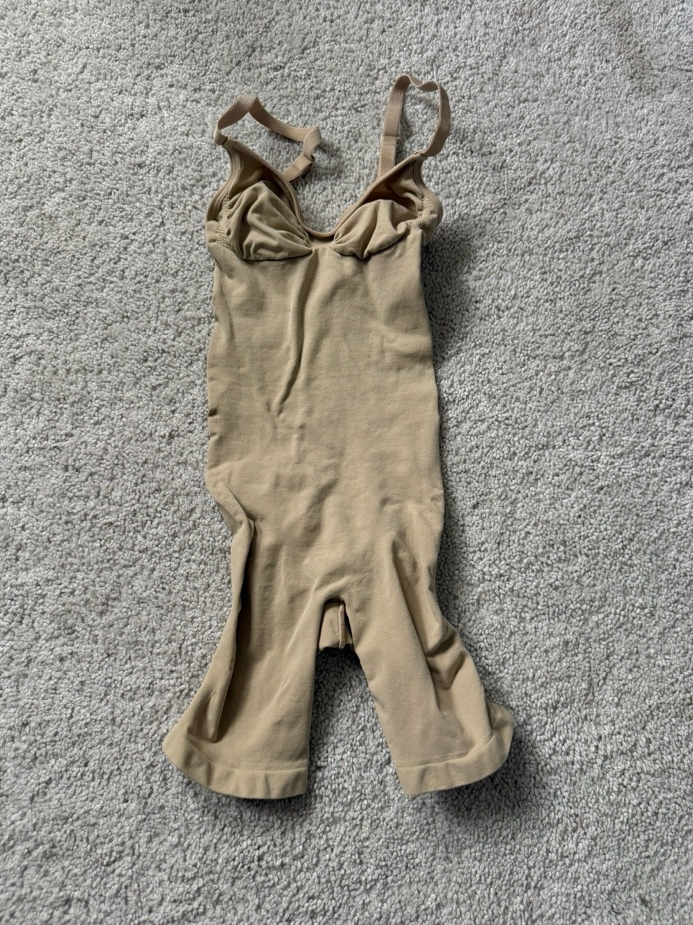 Skims Seamless Sculpt Mid Thigh Bodysuit in Desert Women’s XS Shape-wea New